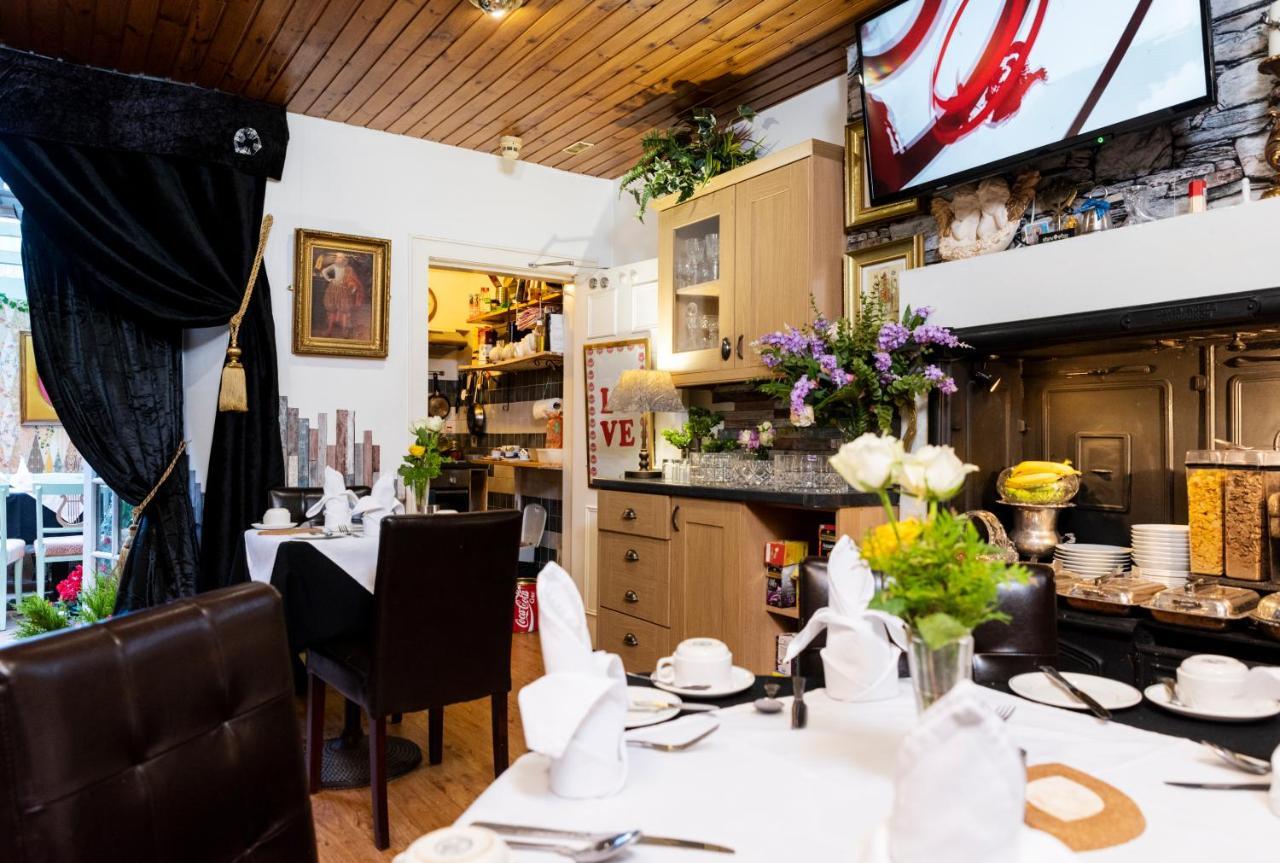 Claremont Guesthouse เอดินบะระ ภายนอก รูปภาพ