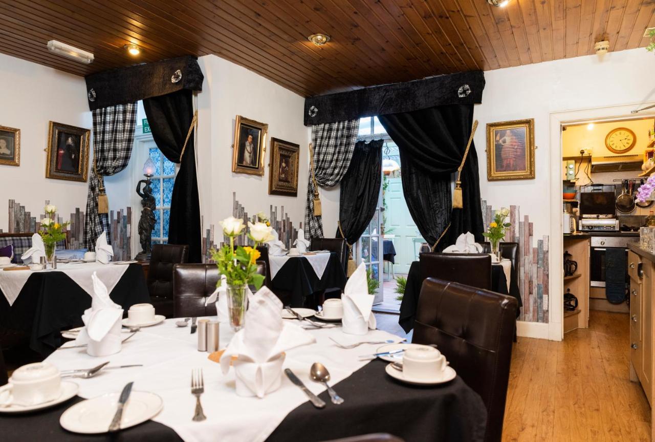 Claremont Guesthouse เอดินบะระ ภายนอก รูปภาพ
